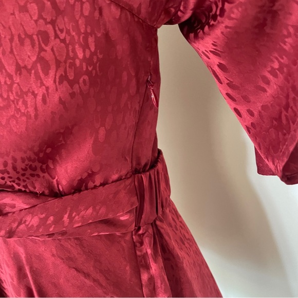 ALC red v neck peplum blouse holiday - Picture 2 of 7